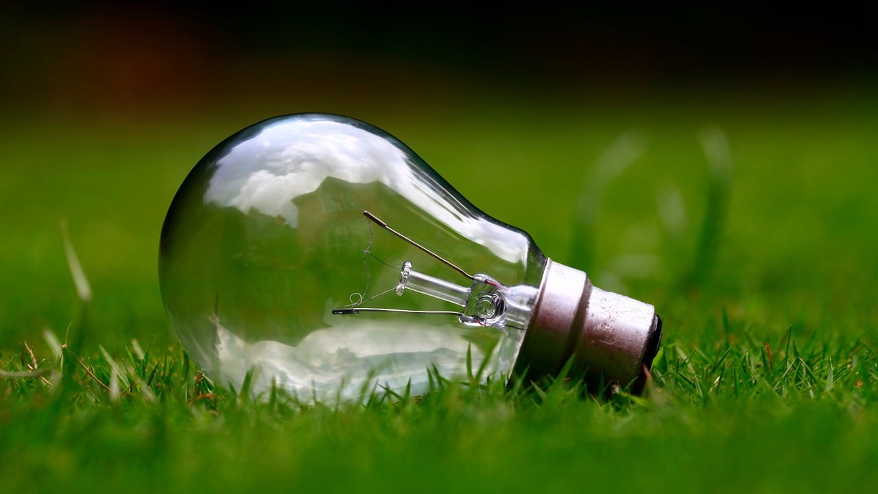 Como funciona a logística reversa pós-consumo de lâmpadas fluorescentes?